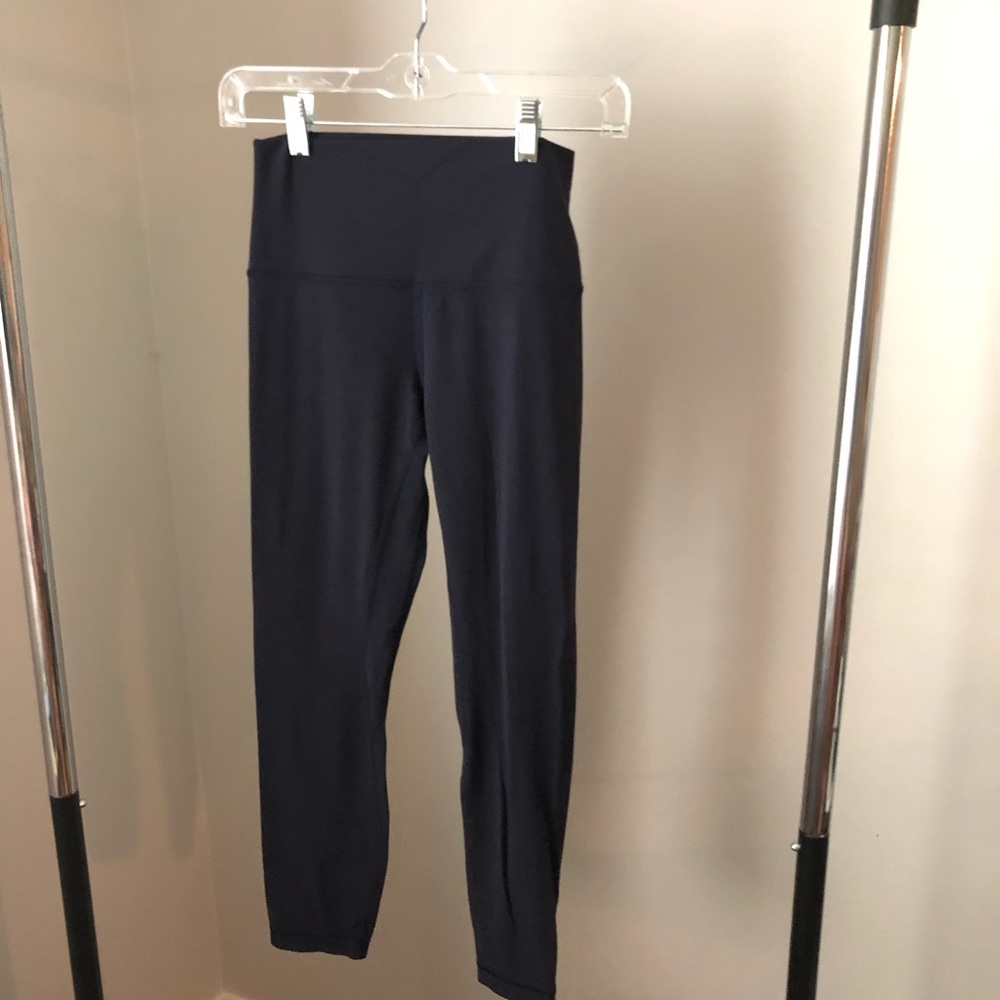 Lululemon Align 7/8 Length Size 6 Navy